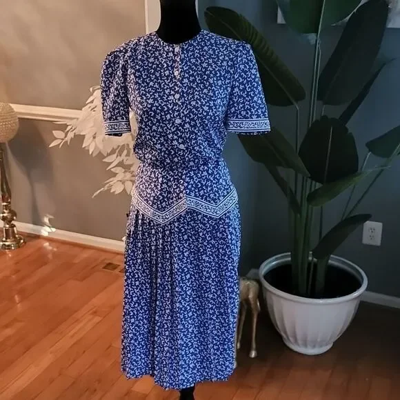 Vintage Maggy London two piece suit sz 4 - Picture 1 of 7